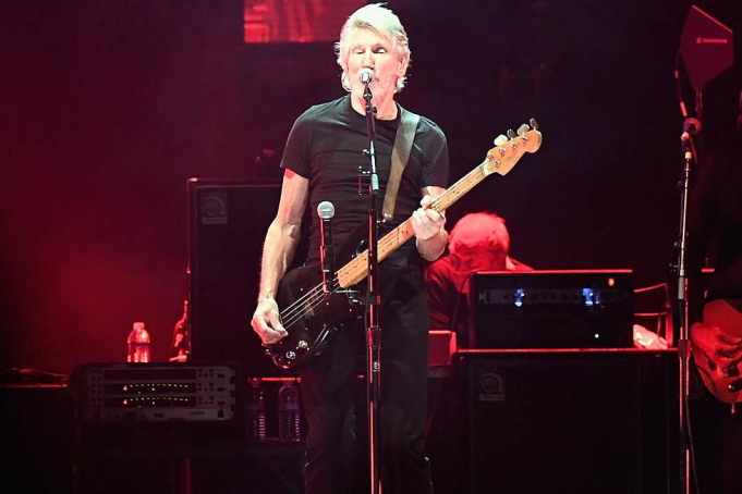 Roger Waters at PNC Arena